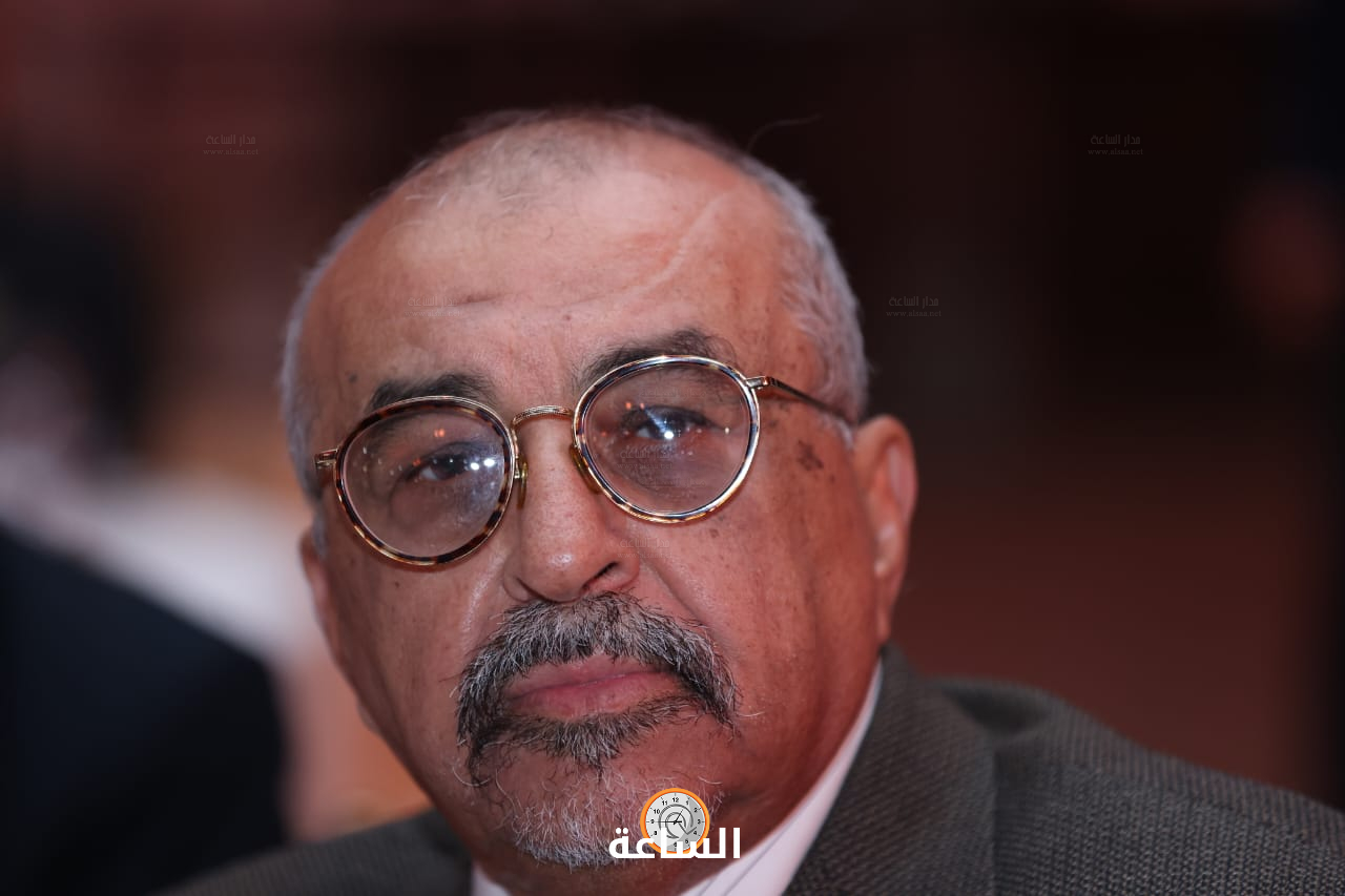 Madar Al-Saa Images 0.9422138600225187