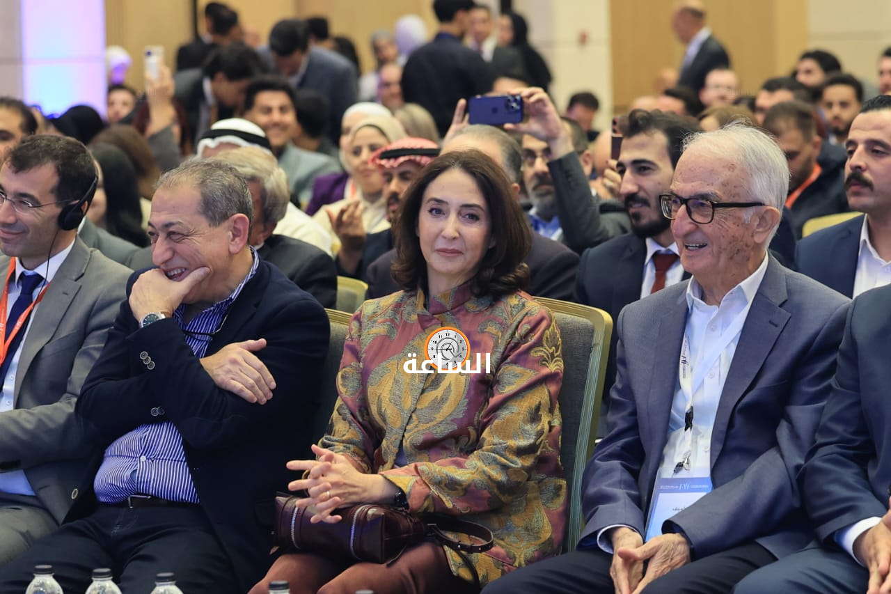 Madar Al-Saa Images 0.15703468015689293