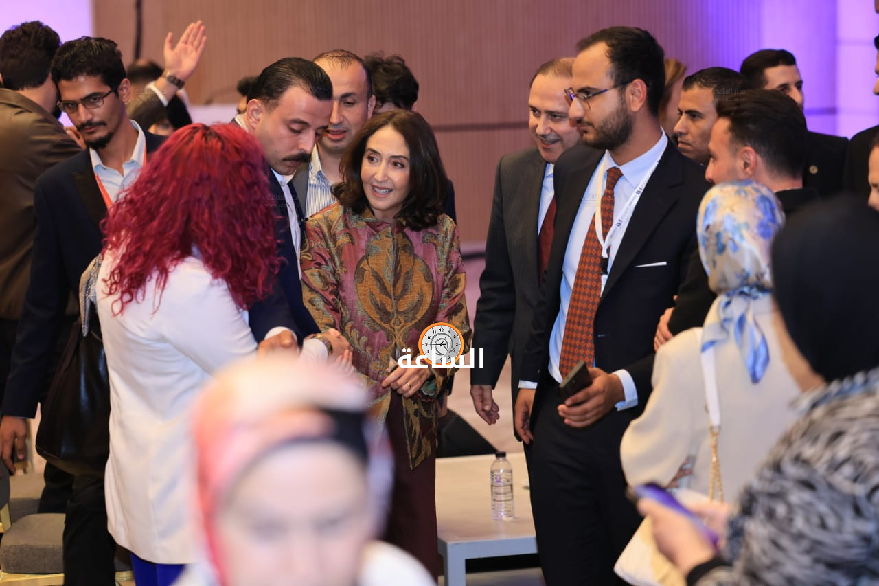 Madar Al-Saa Images 0.11936930697886927