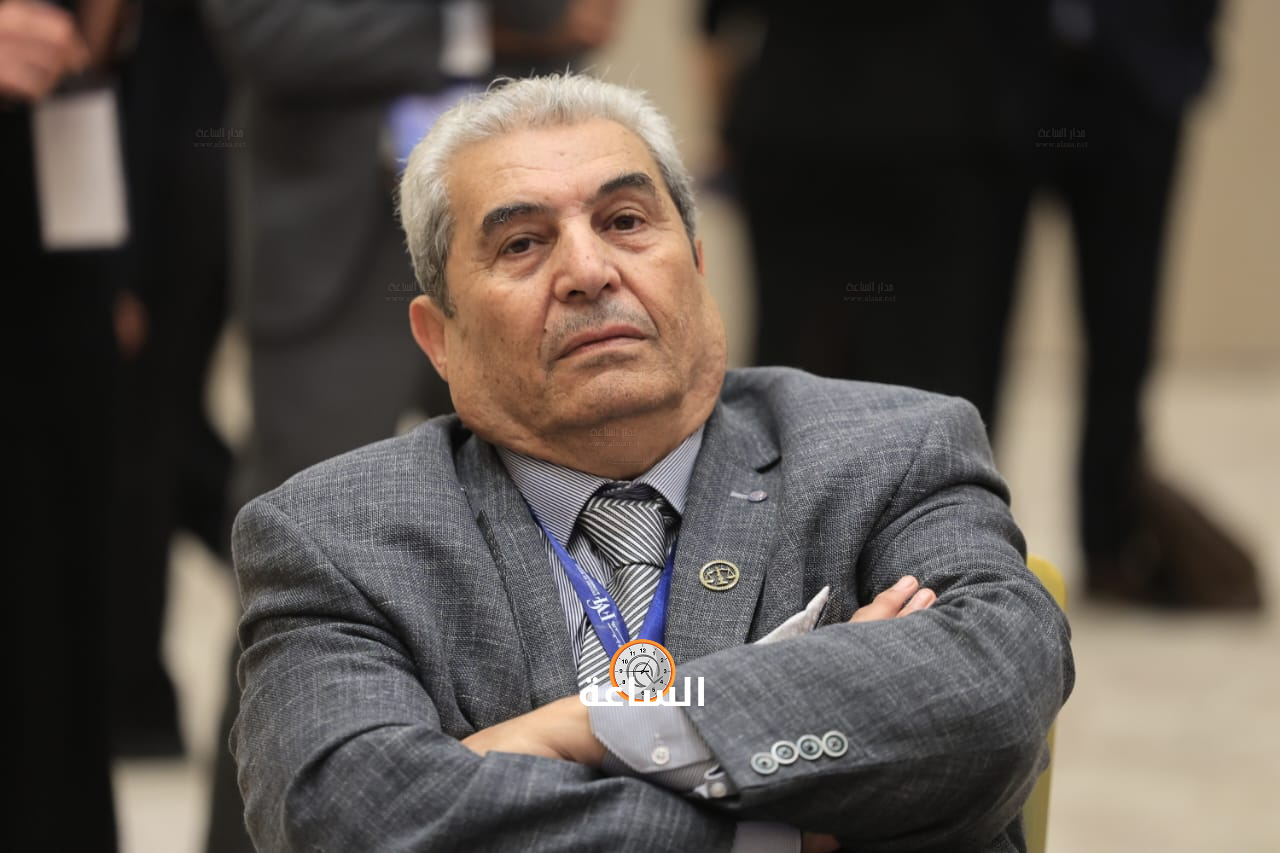 Madar Al-Saa Images 0.22260236225492813