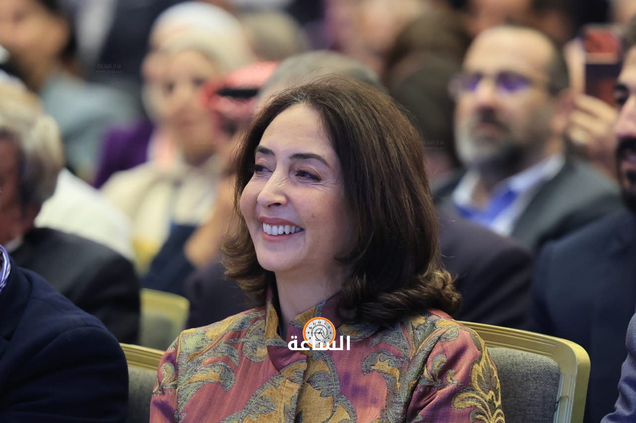 Madar Al-Saa Images 0.2671641094447569