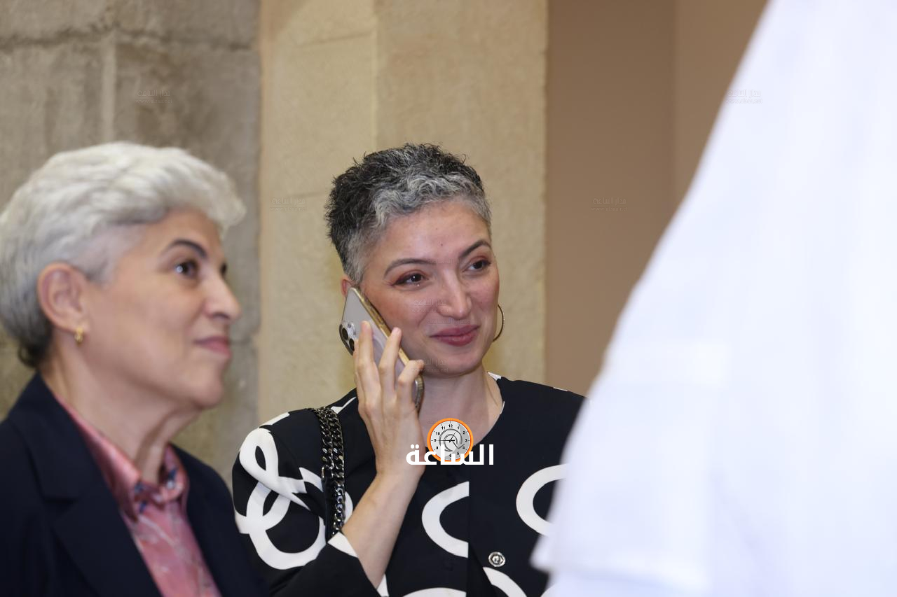 Madar Al-Saa Images 0.11801615971432566