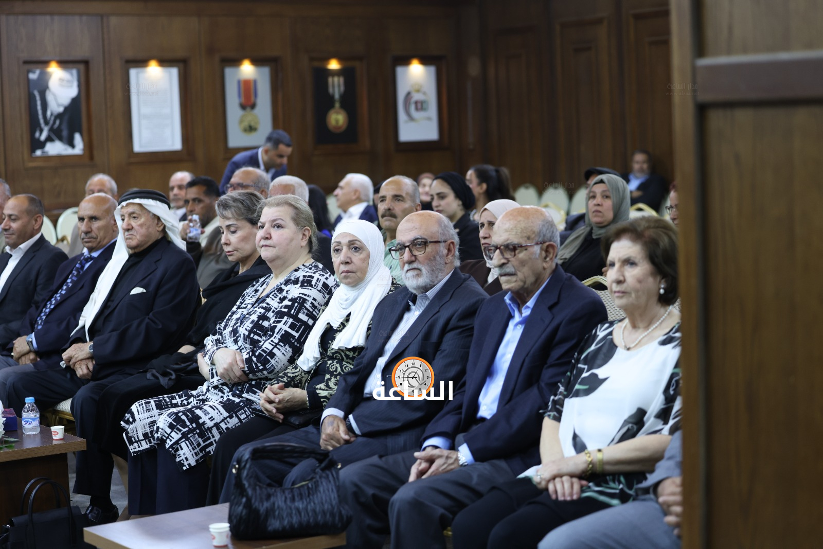 Madar Al-Saa Images 0.8961249611823214