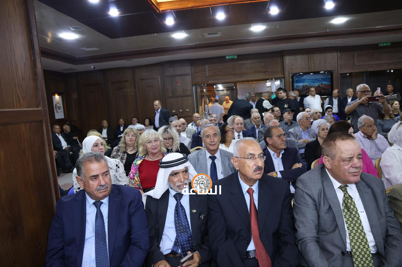Madar Al-Saa Images 0.9620589176975892