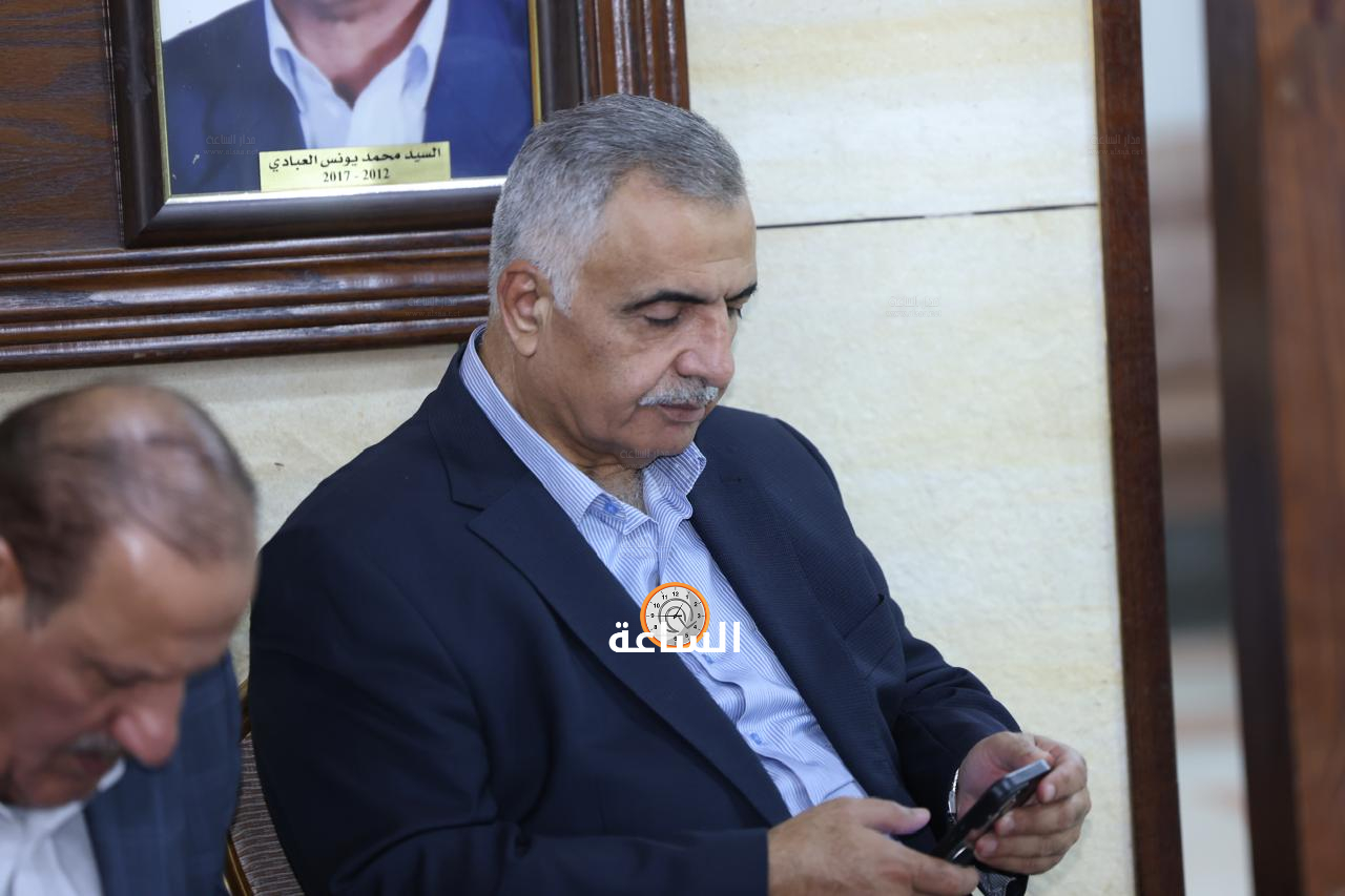 Madar Al-Saa Images 0.35569107992234394