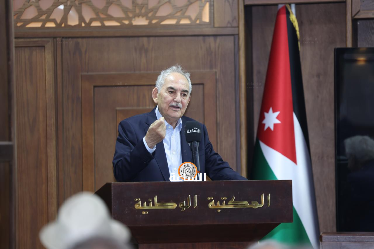 Madar Al-Saa Images 0.14768784353997477