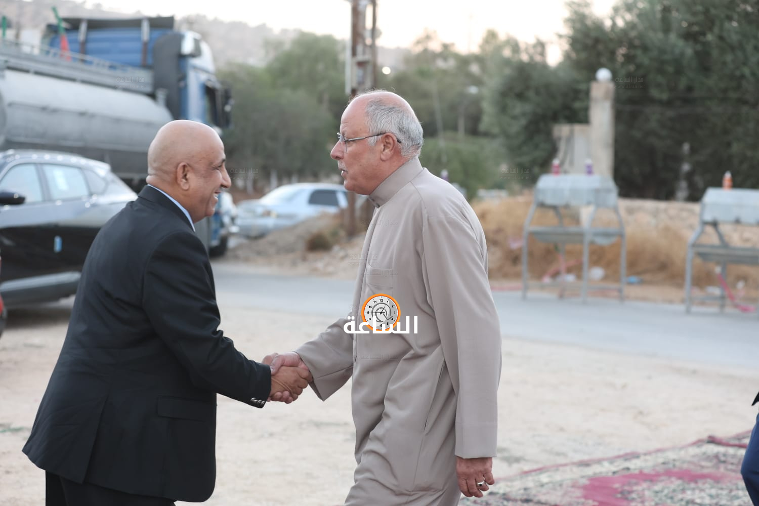 Madar Al-Saa Images 0.4819305659681523