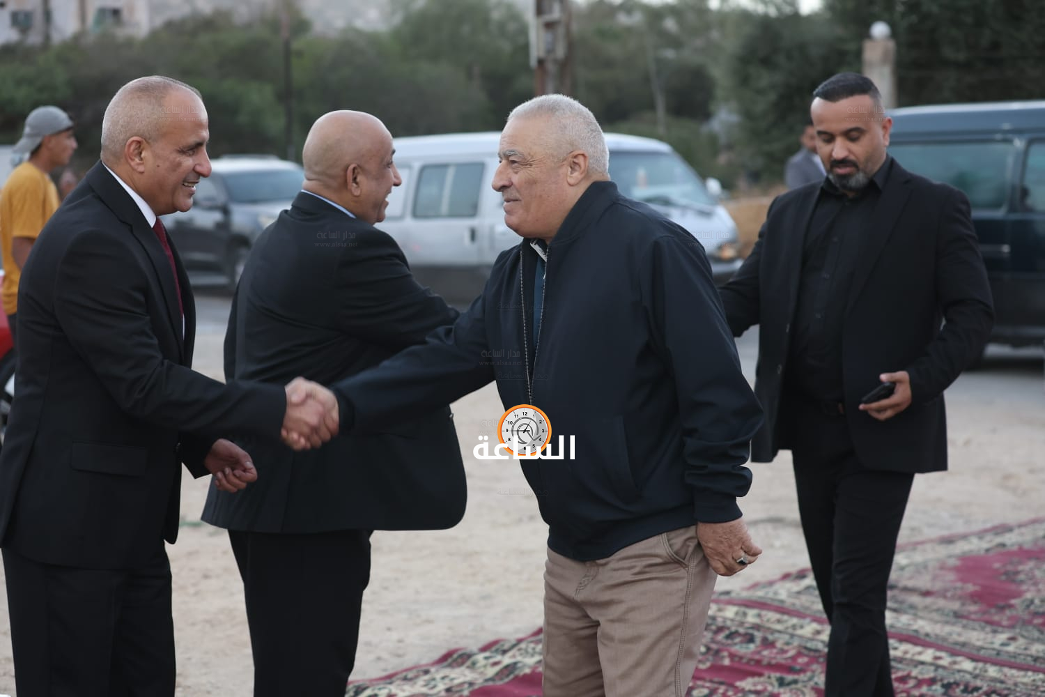 Madar Al-Saa Images 0.0406070198472388