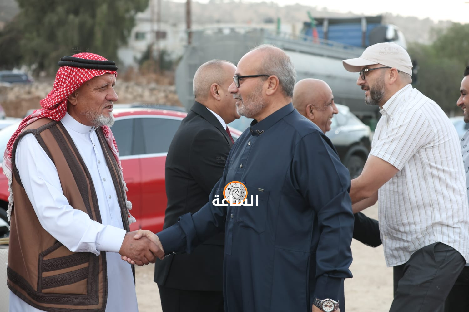 Madar Al-Saa Images 0.8831338151173129