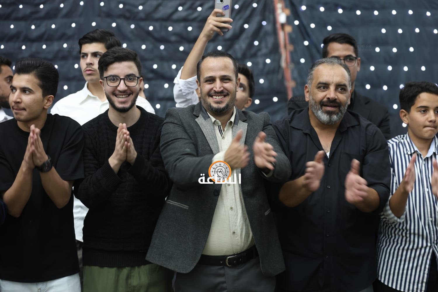 Madar Al-Saa Images 0.4008779677558605