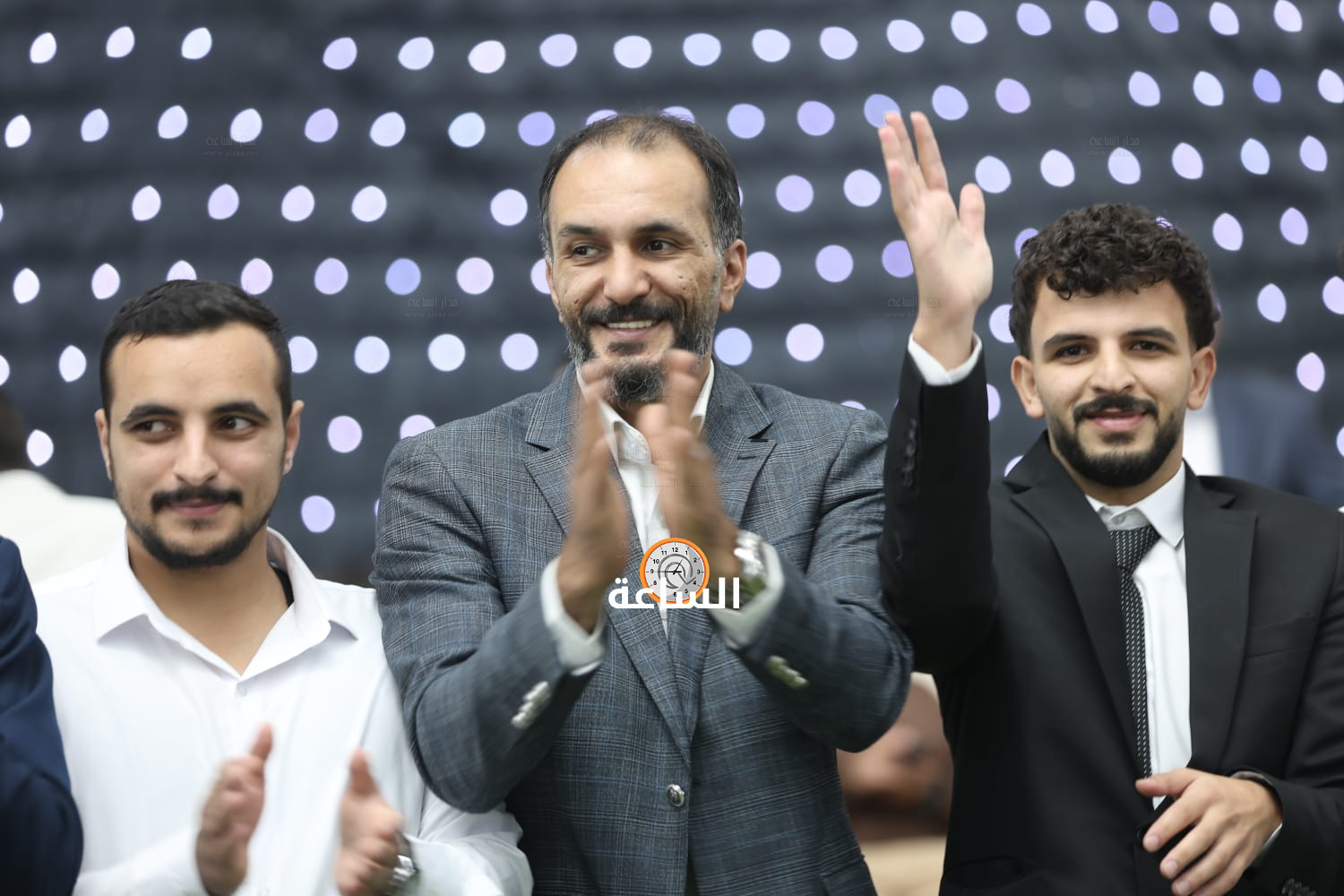 Madar Al-Saa Images 0.35480628091226796