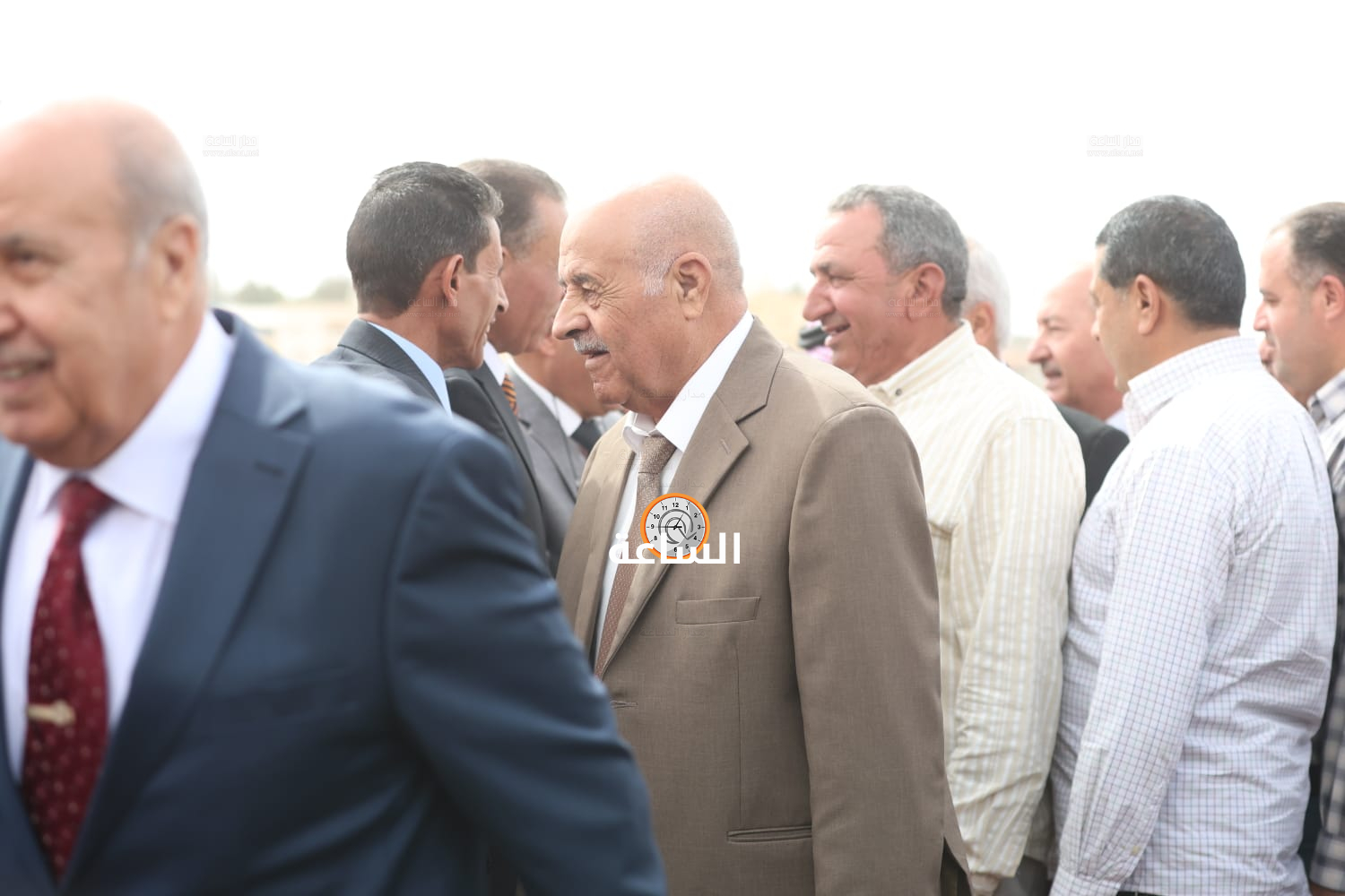 Madar Al-Saa Images 0.6150950559172317