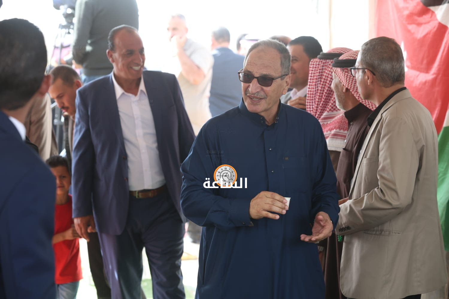 Madar Al-Saa Images 0.5561953256009619