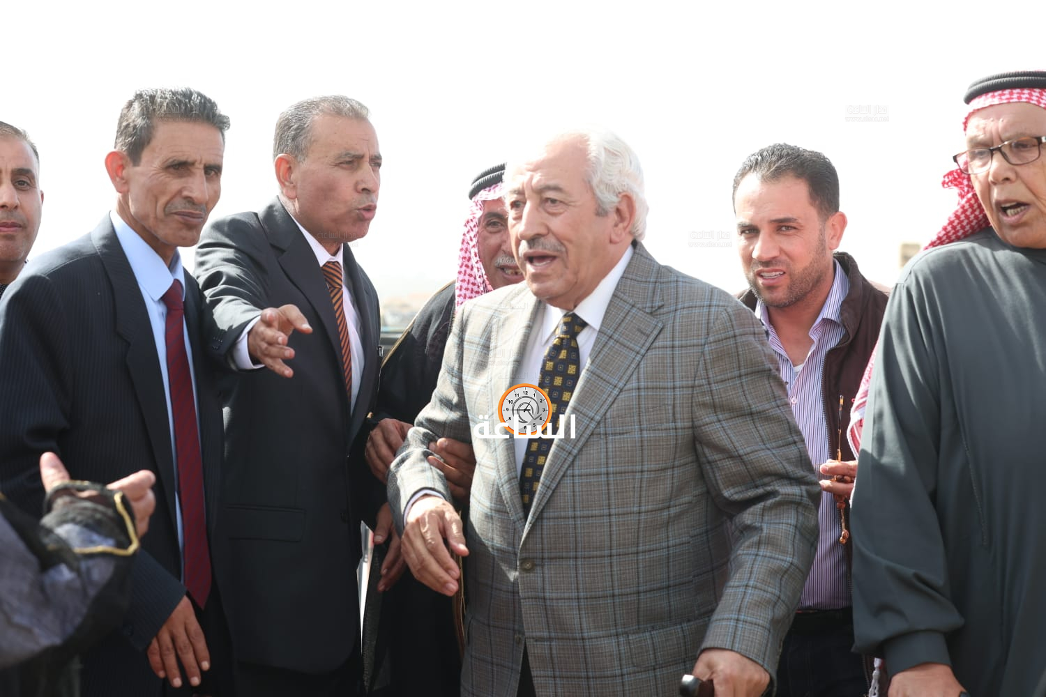 Madar Al-Saa Images 0.2394326351729863