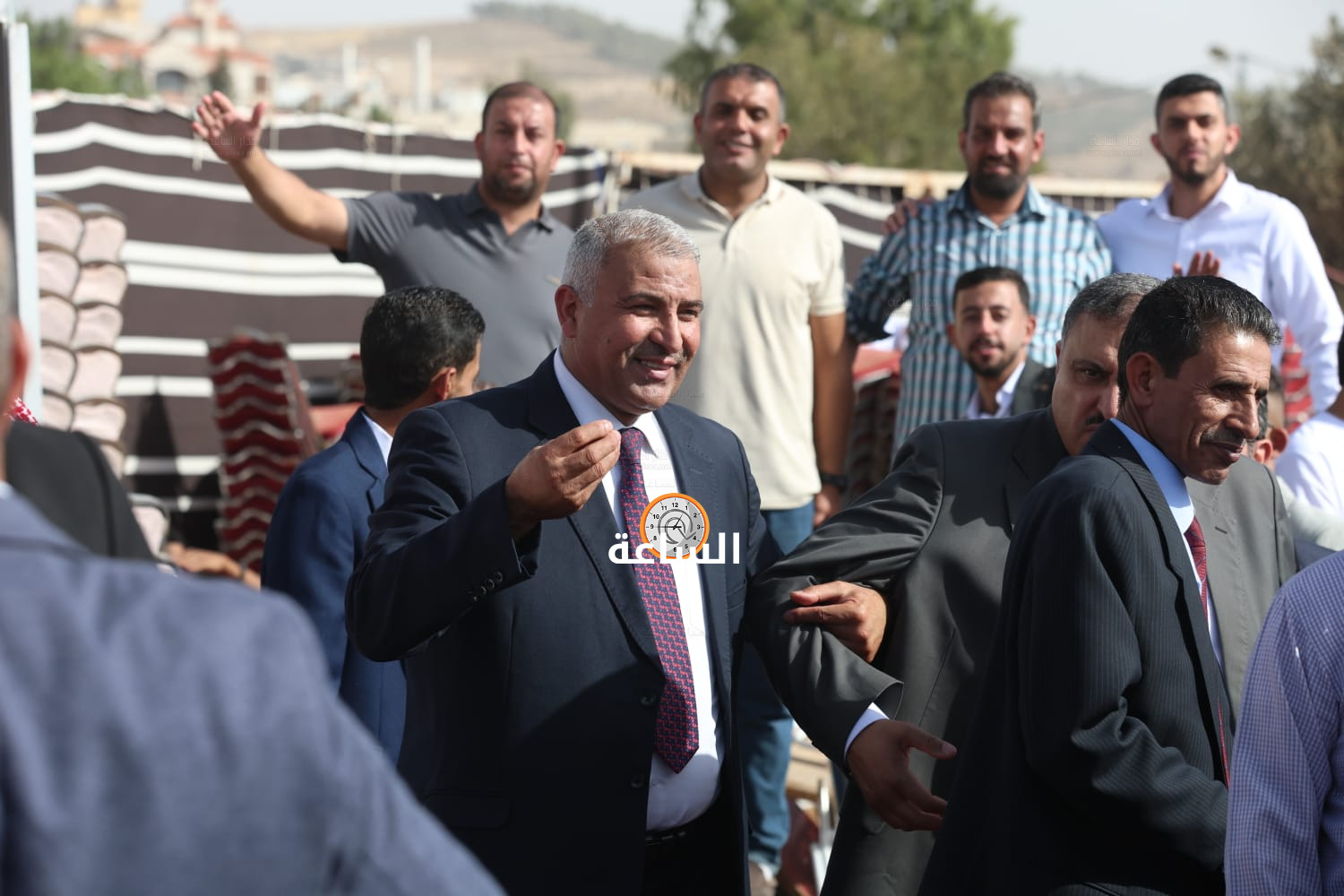 Madar Al-Saa Images 0.4137645147716218
