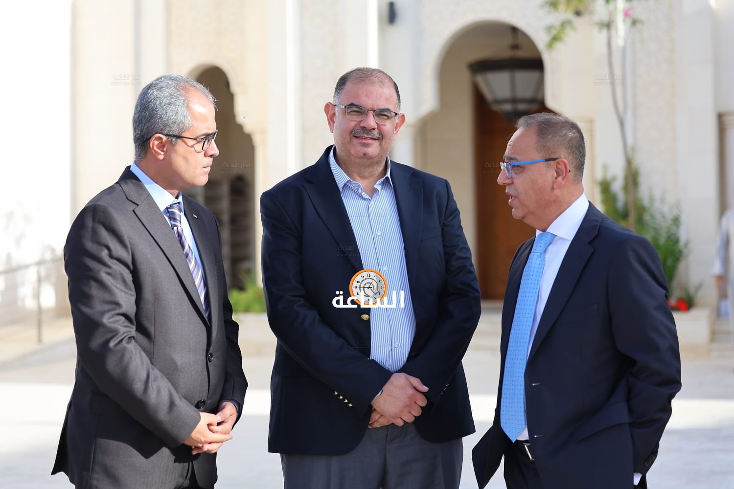 Madar Al-Saa Images 0.8760105214844628