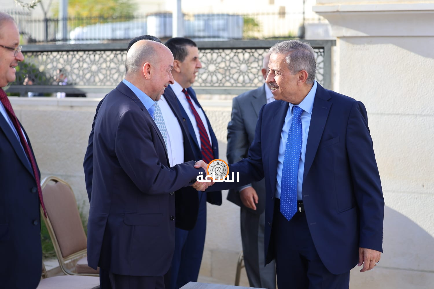 Madar Al-Saa Images 0.005282055407594521