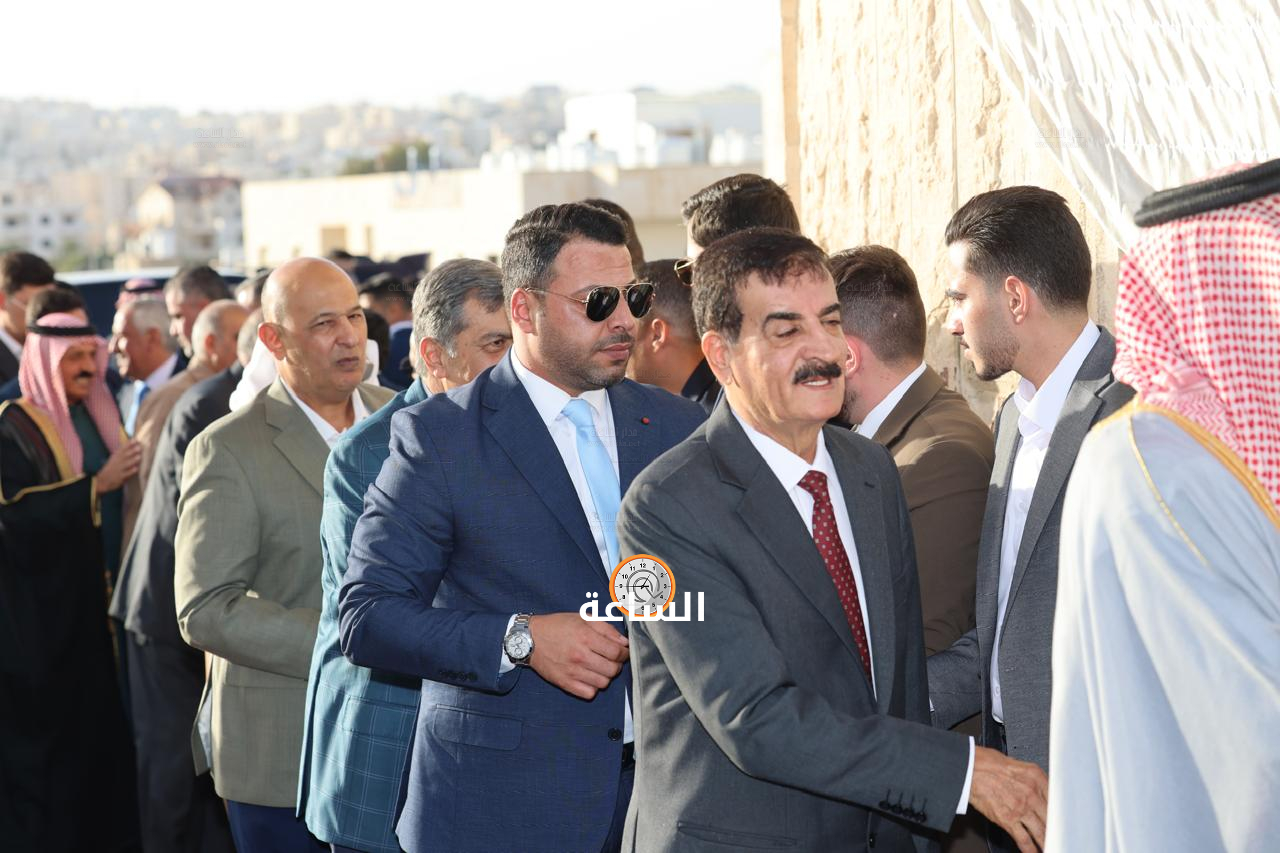 Madar Al-Saa Images 0.3392608430594639