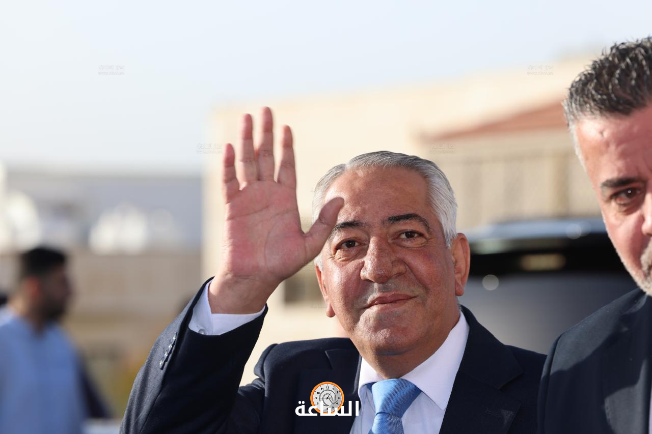 Madar Al-Saa Images 0.6242275590405482