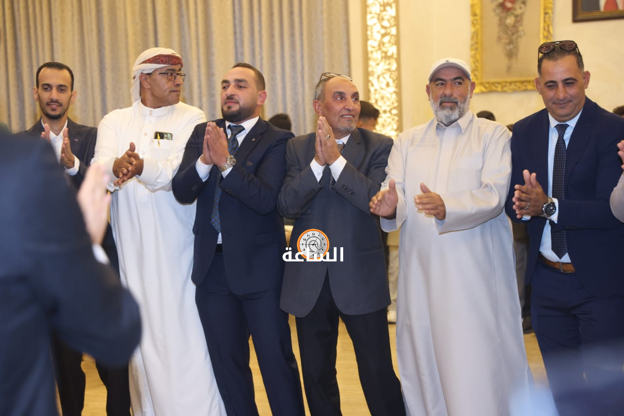 Madar Al-Saa Images 0.4098359372368815