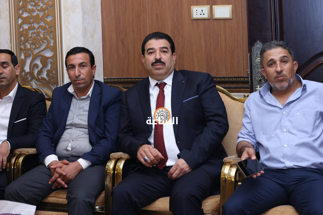 Madar Al-Saa Images 0.38972843531663837