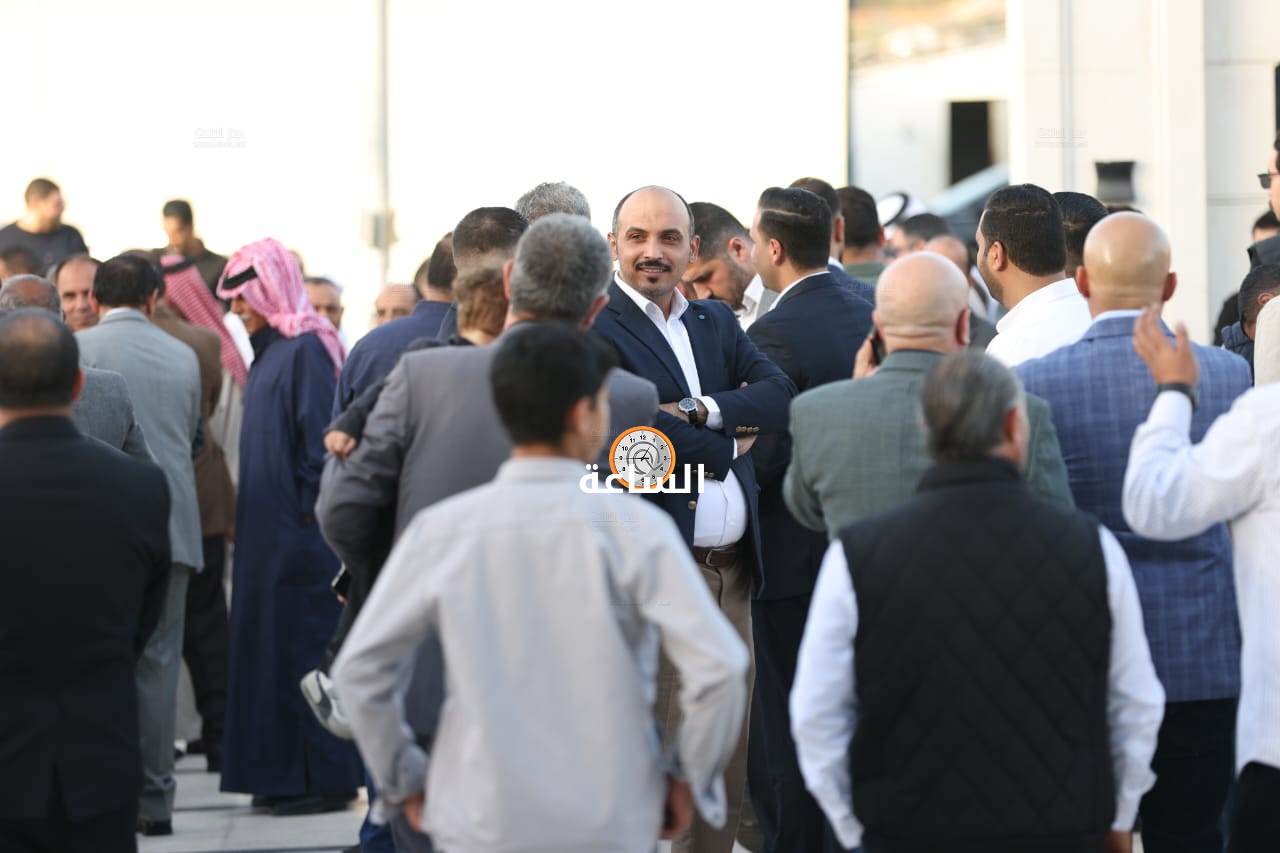 Madar Al-Saa Images 0.24418765707388257