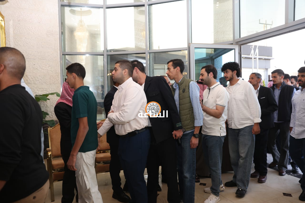 Madar Al-Saa Images 0.5660861912838202