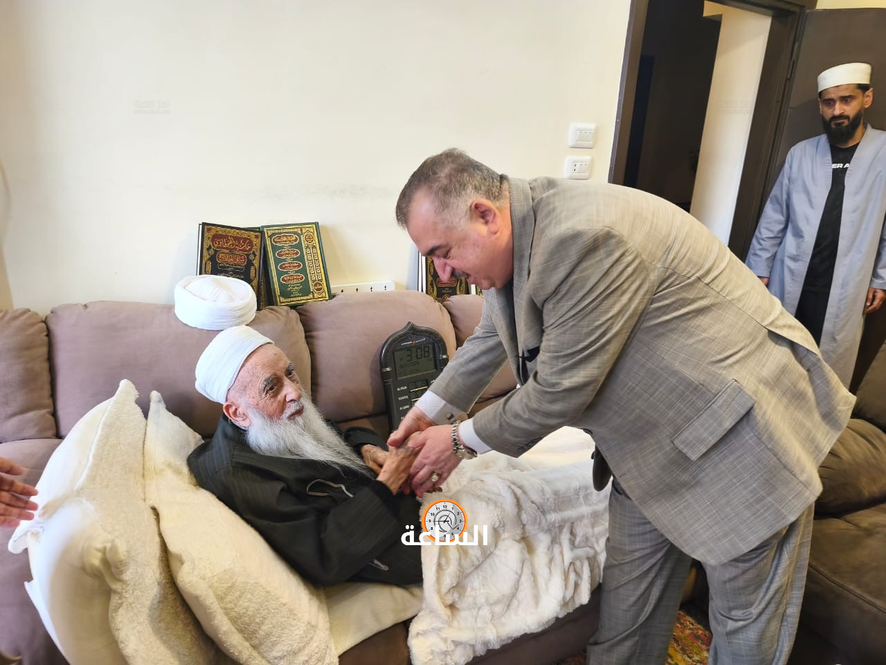Madar Al-Saa Images 0.21622199130578923