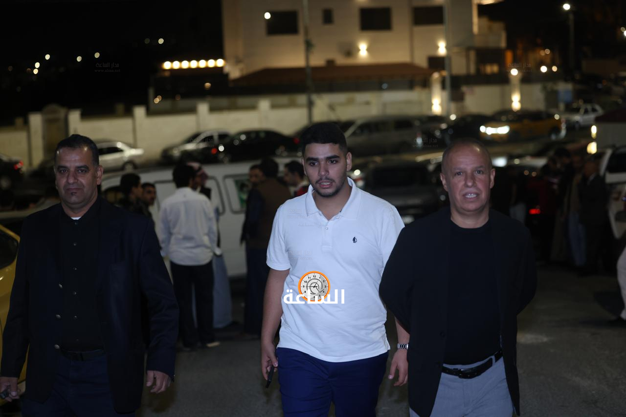 Madar Al-Saa Images 0.4418432357244573