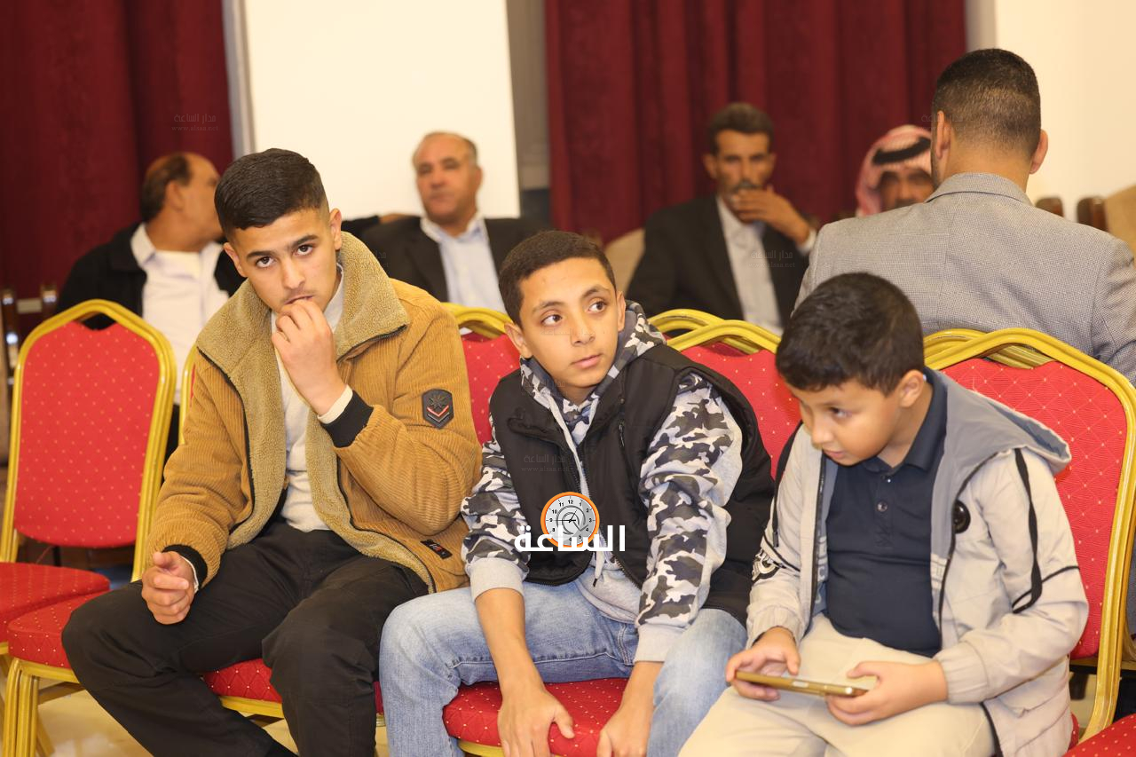 Madar Al-Saa Images 0.15867101077739532