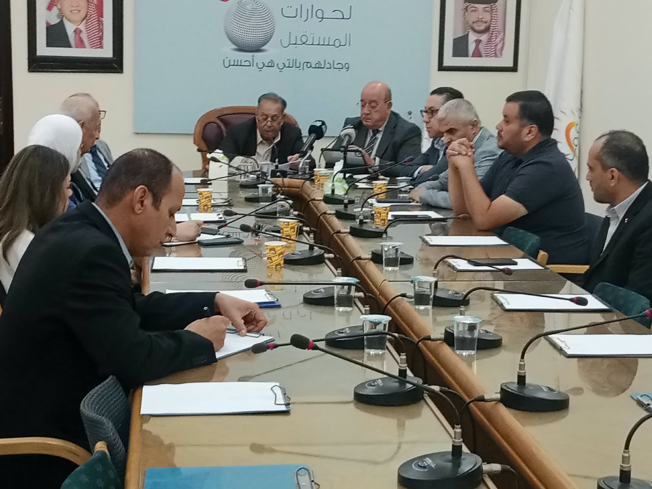 Madar Al-Saa Images 0.1346824618144492