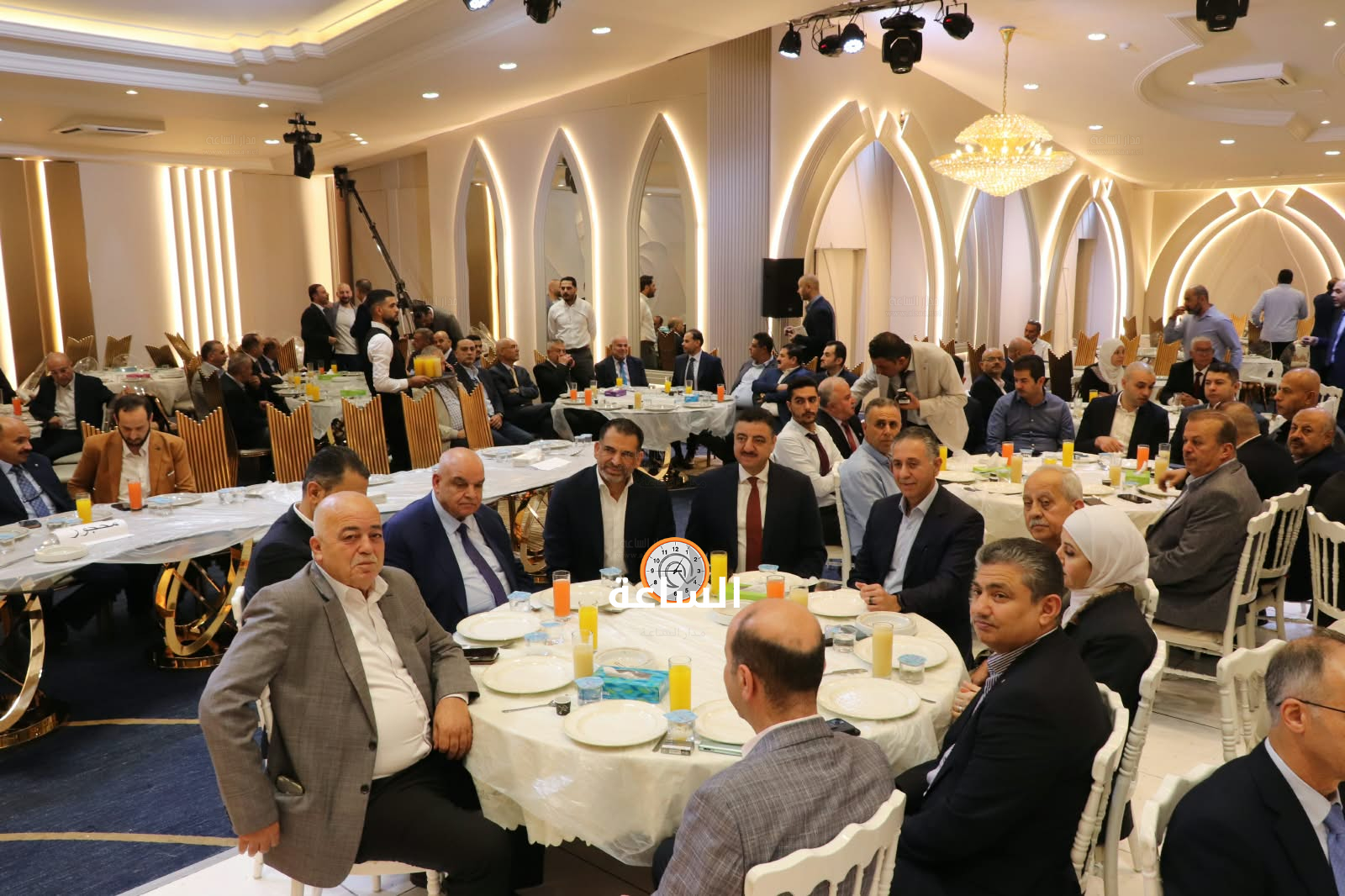 Madar Al-Saa Images 0.42352826286453793