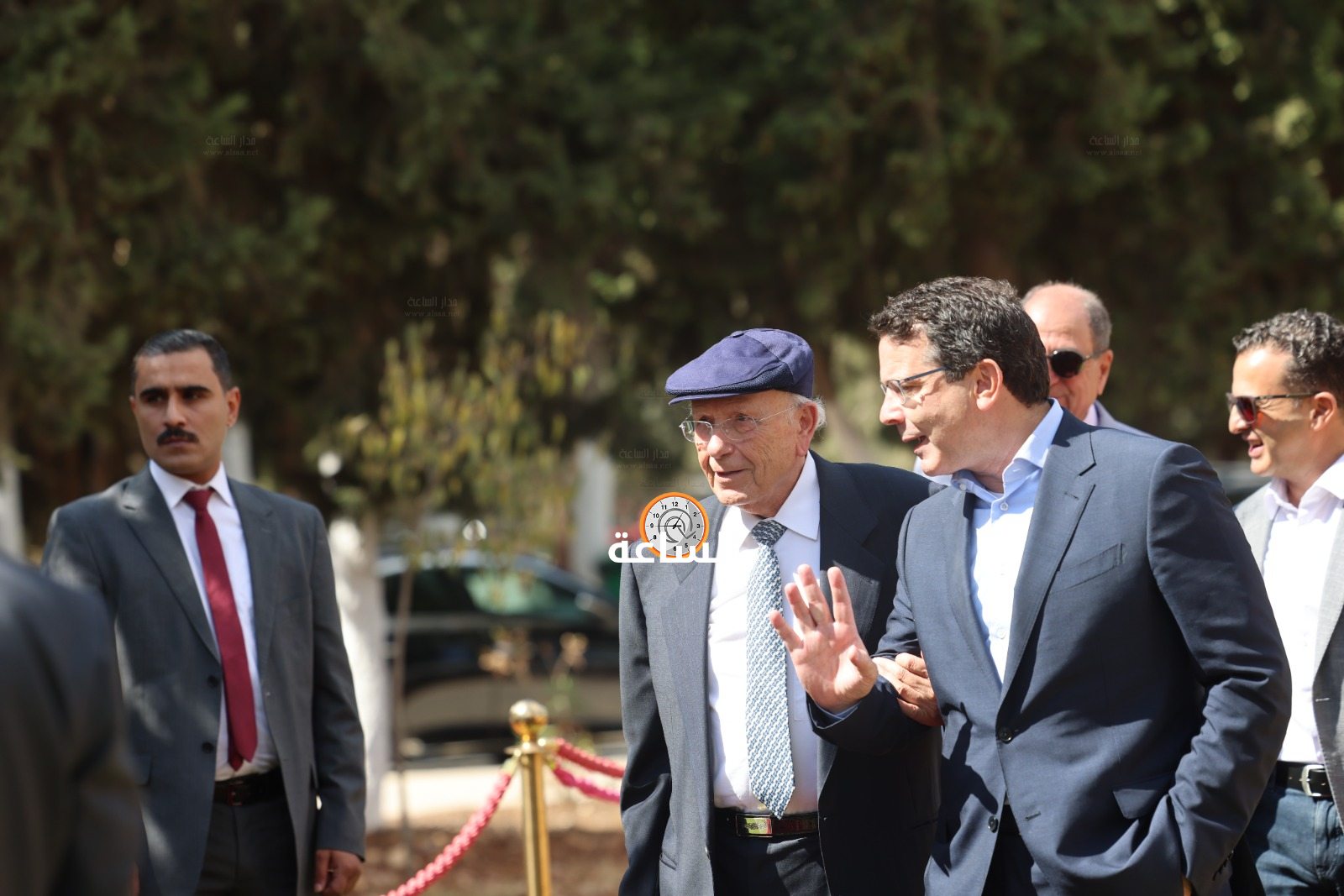 Madar Al-Saa Images 0.7360184271493021
