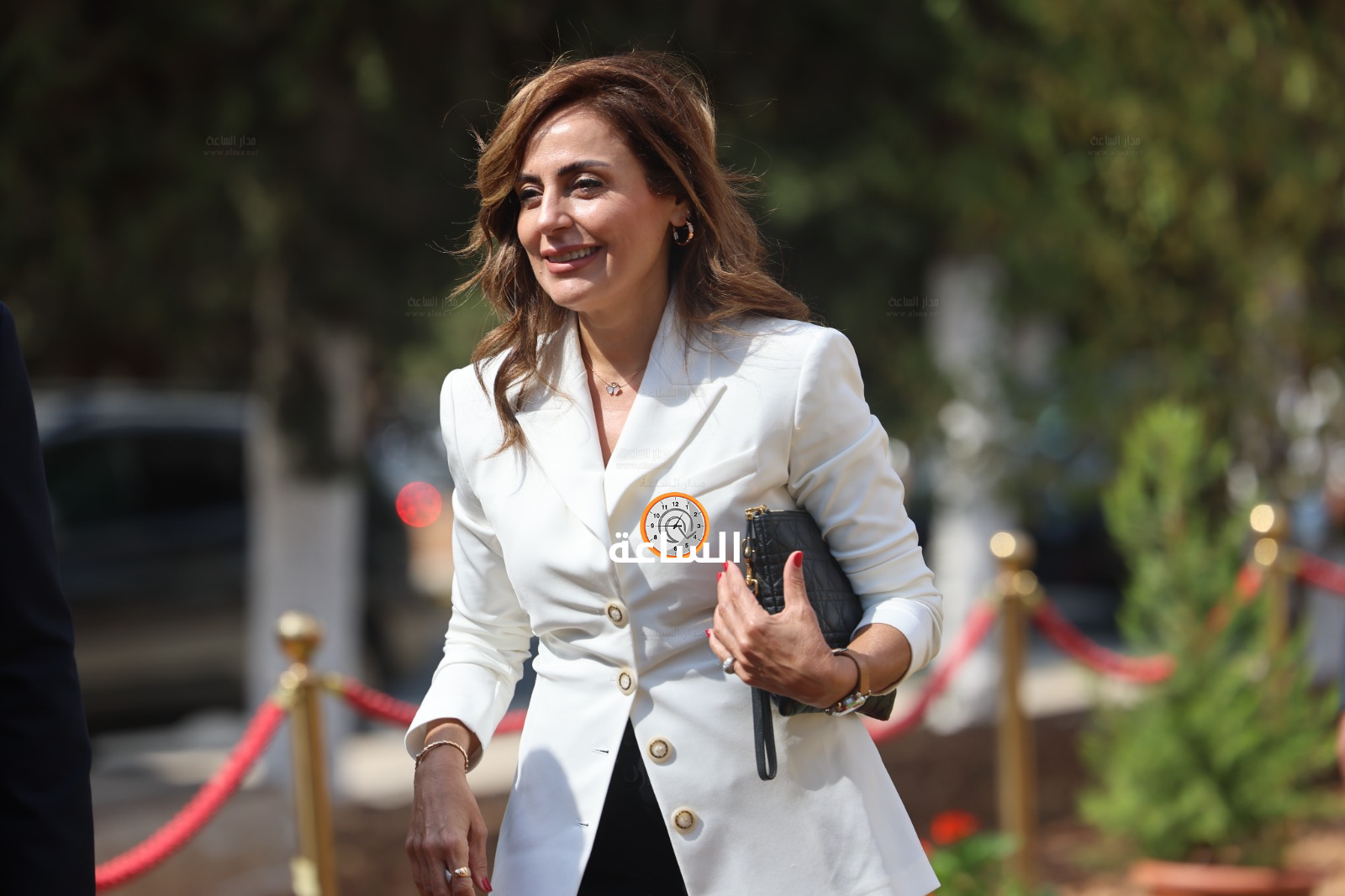 Madar Al-Saa Images 0.43153047608341344