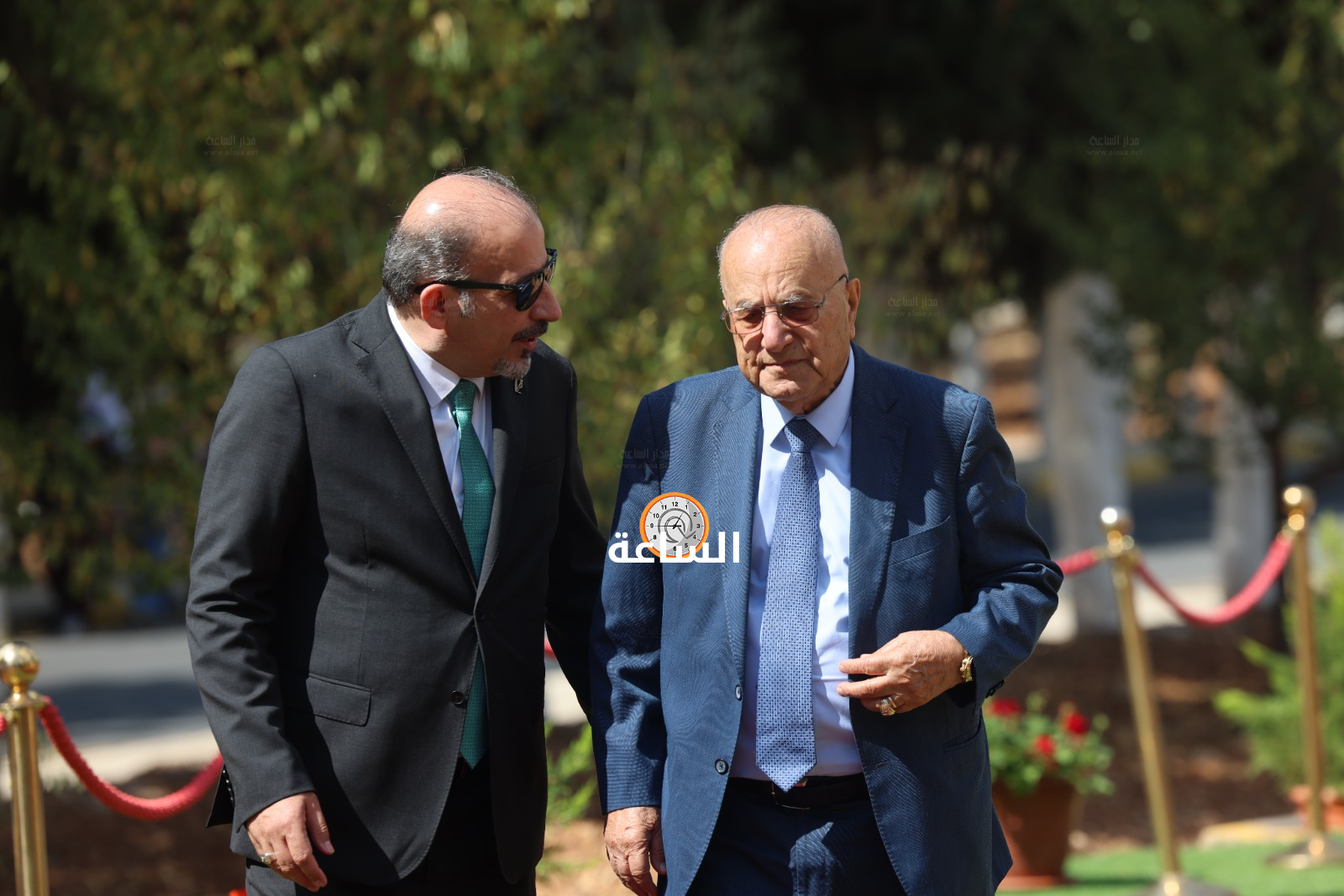 Madar Al-Saa Images 0.4895654295040359