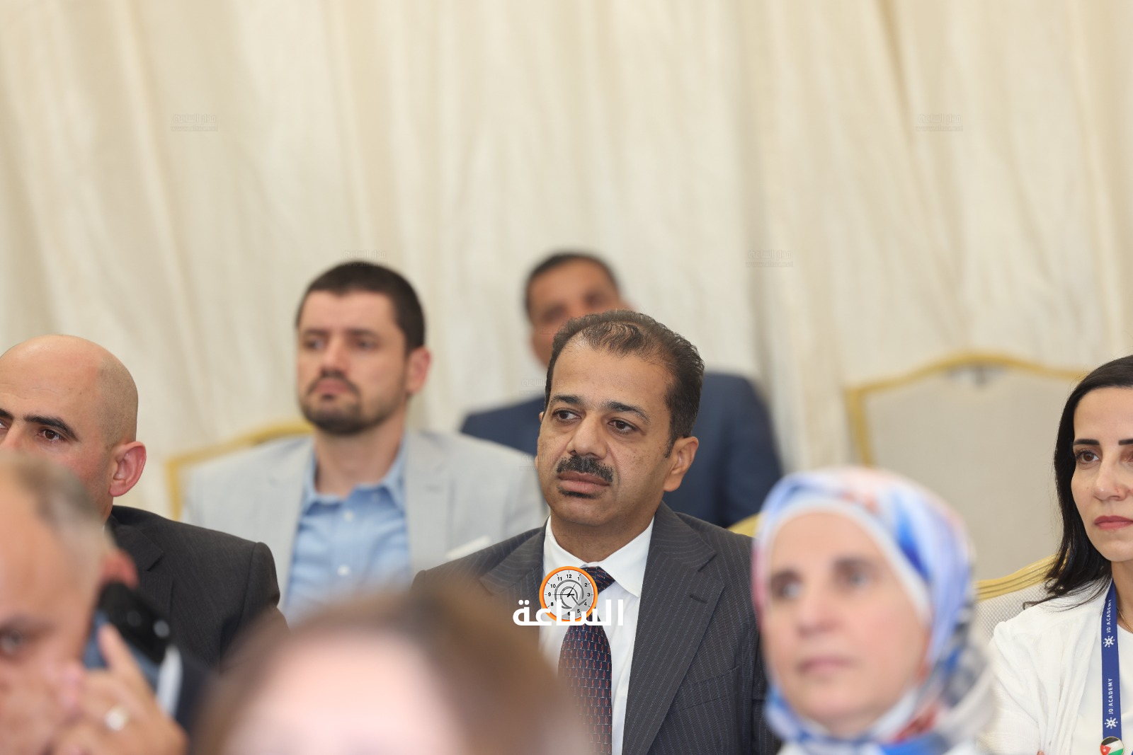Madar Al-Saa Images 0.8709310148884116