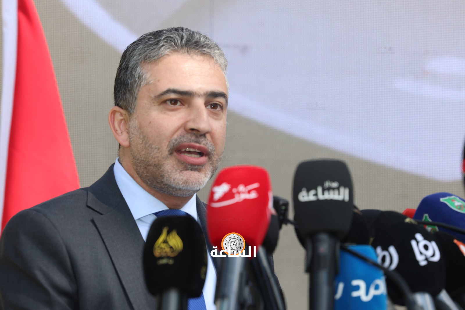 Madar Al-Saa Images 0.021905881620622014