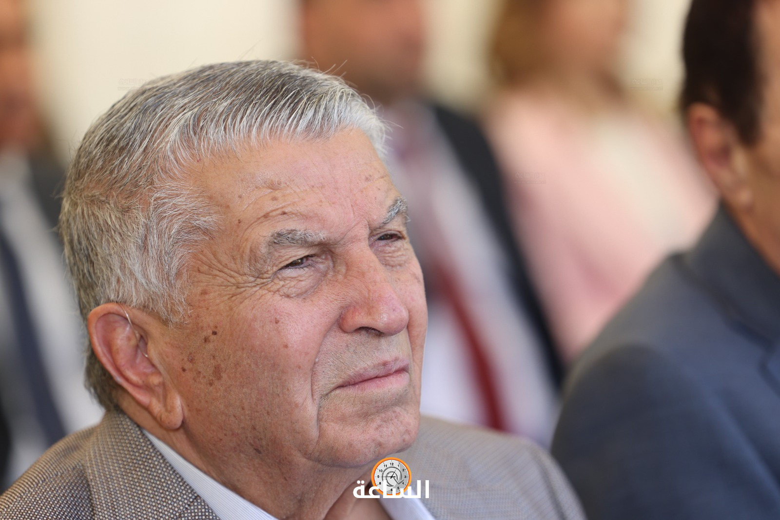 Madar Al-Saa Images 0.561955965319034
