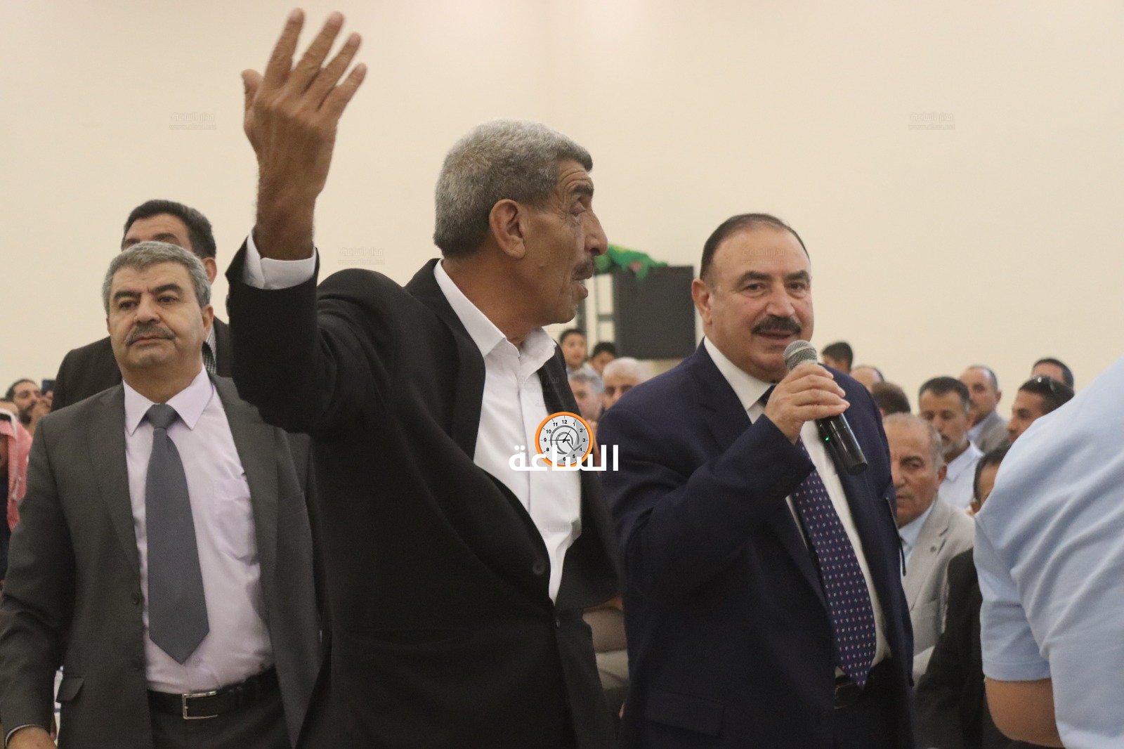 Madar Al-Saa Images 0.9046249221295216