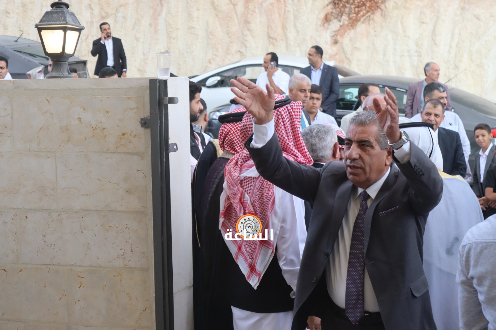 Madar Al-Saa Images 0.07113568393203495