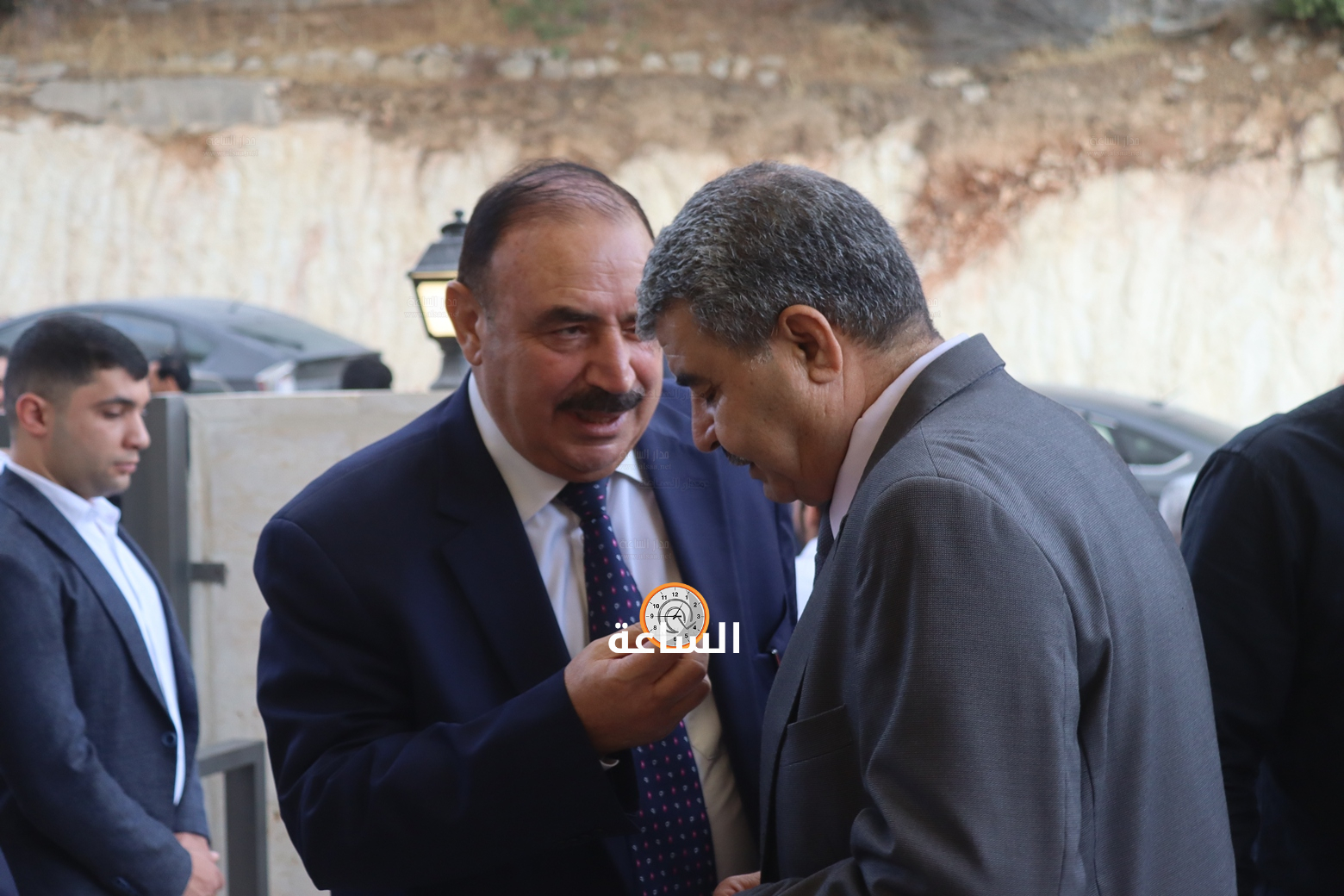 Madar Al-Saa Images 0.37834704102881356