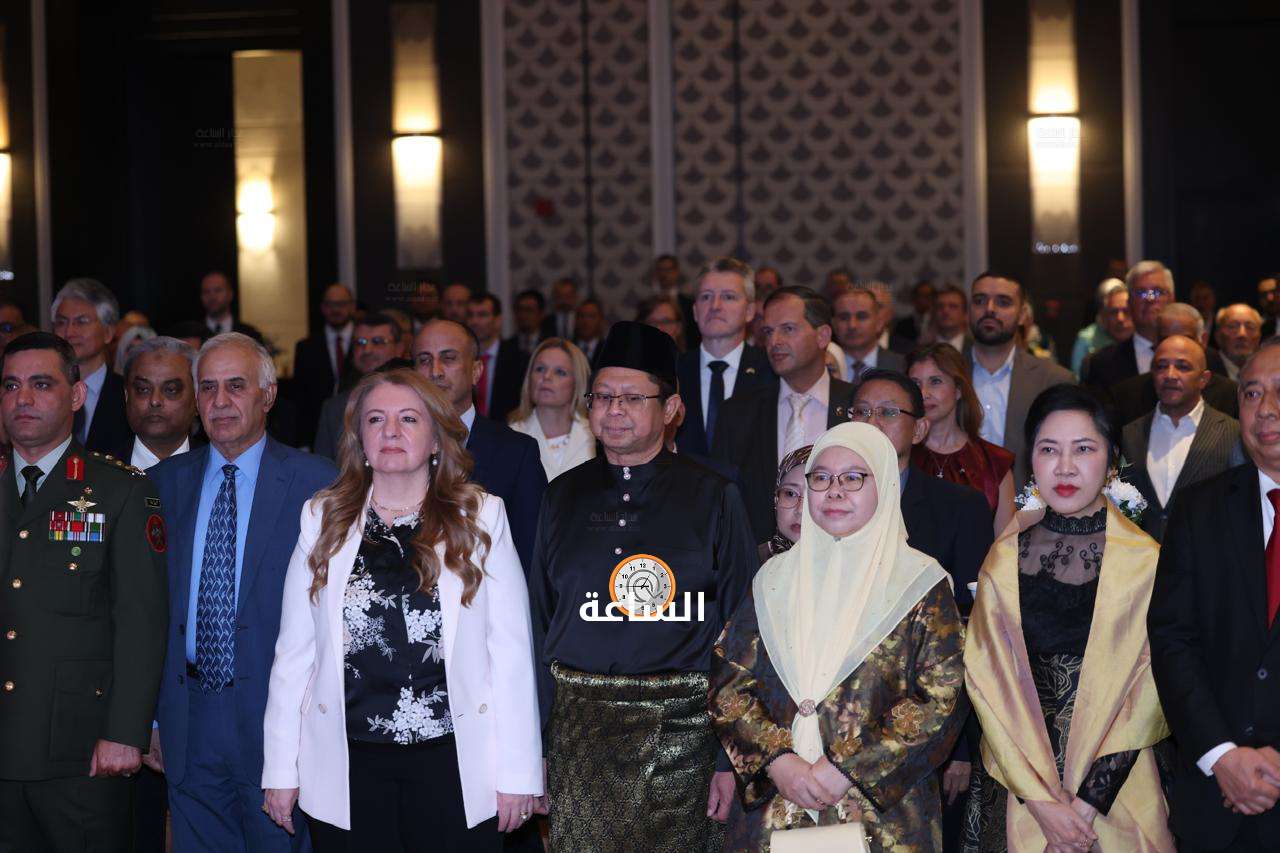 Madar Al-Saa Images 0.7044752399858241
