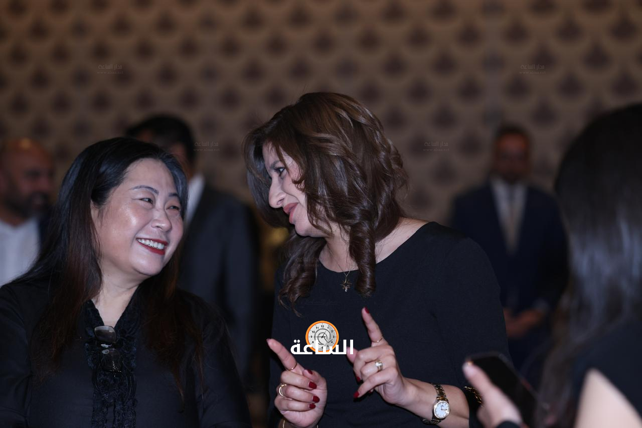 Madar Al-Saa Images 0.6386364122265769