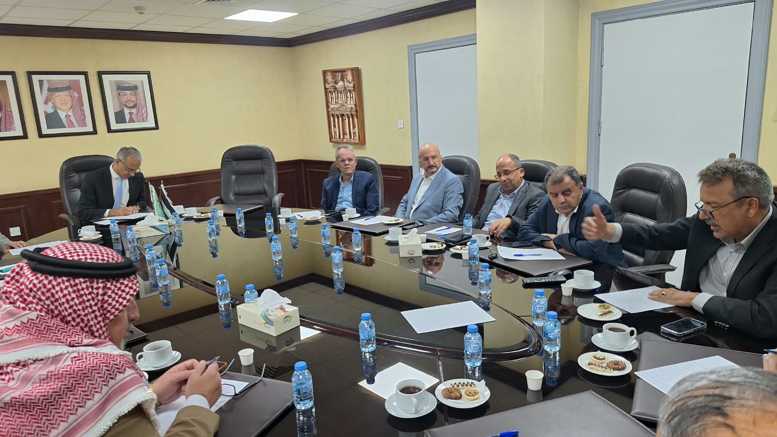 Madar Al-Saa Images 0.2934459994953851