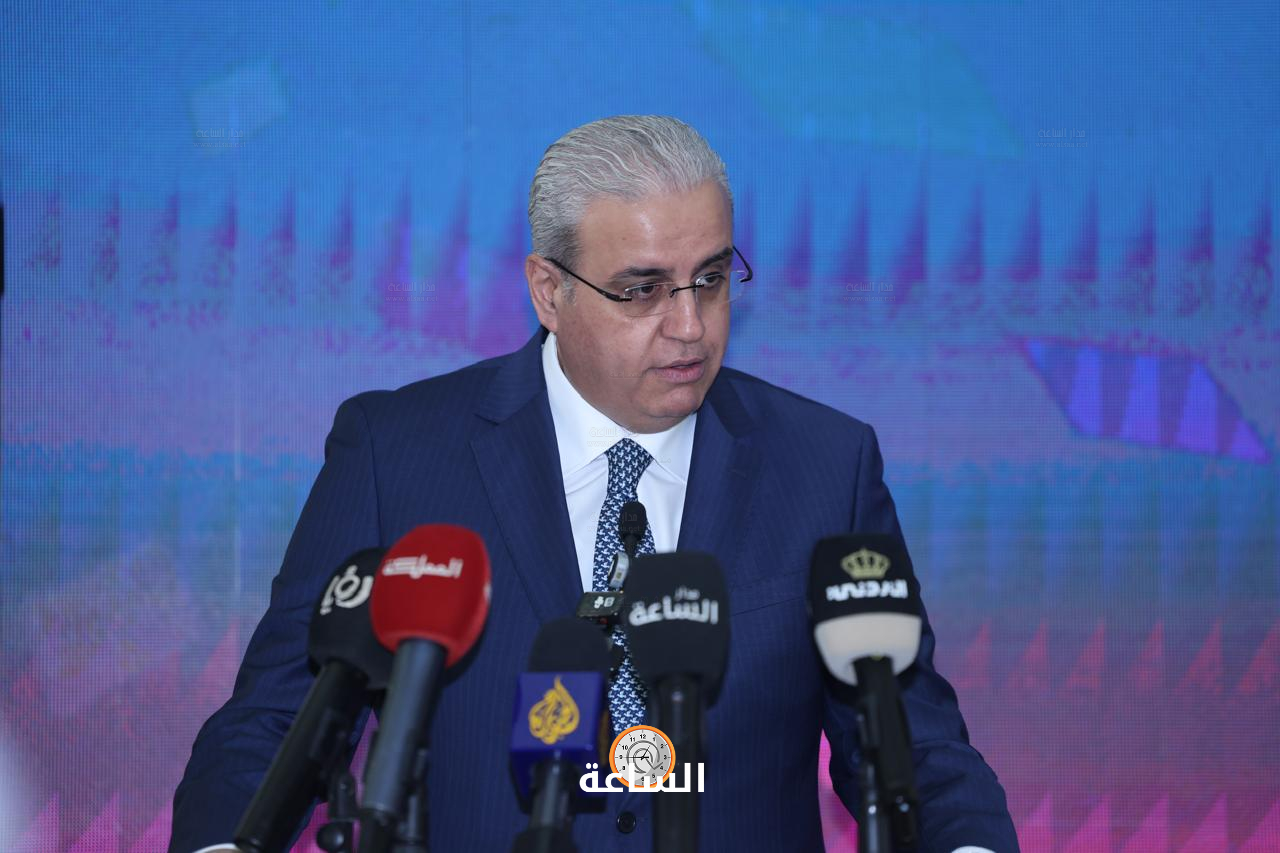 Madar Al-Saa Images 0.23810215358565245