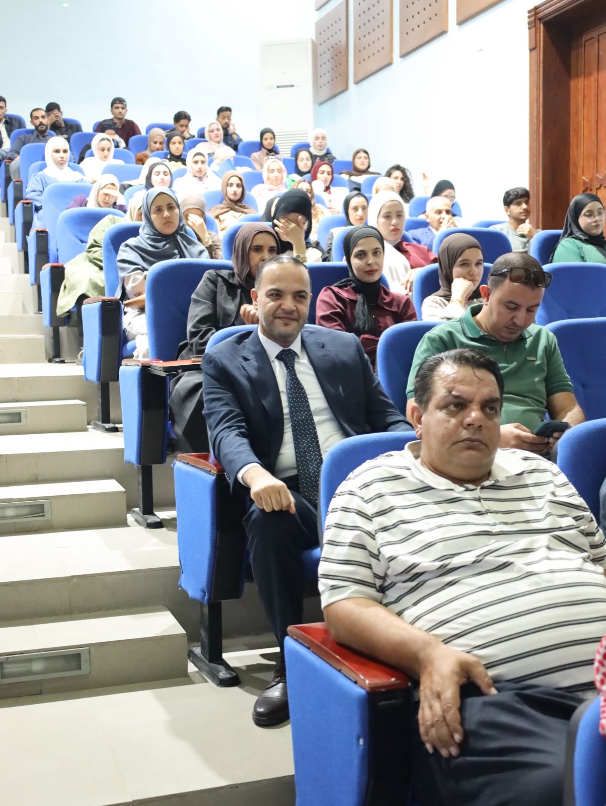 Madar Al-Saa Images 0.07129332364431096