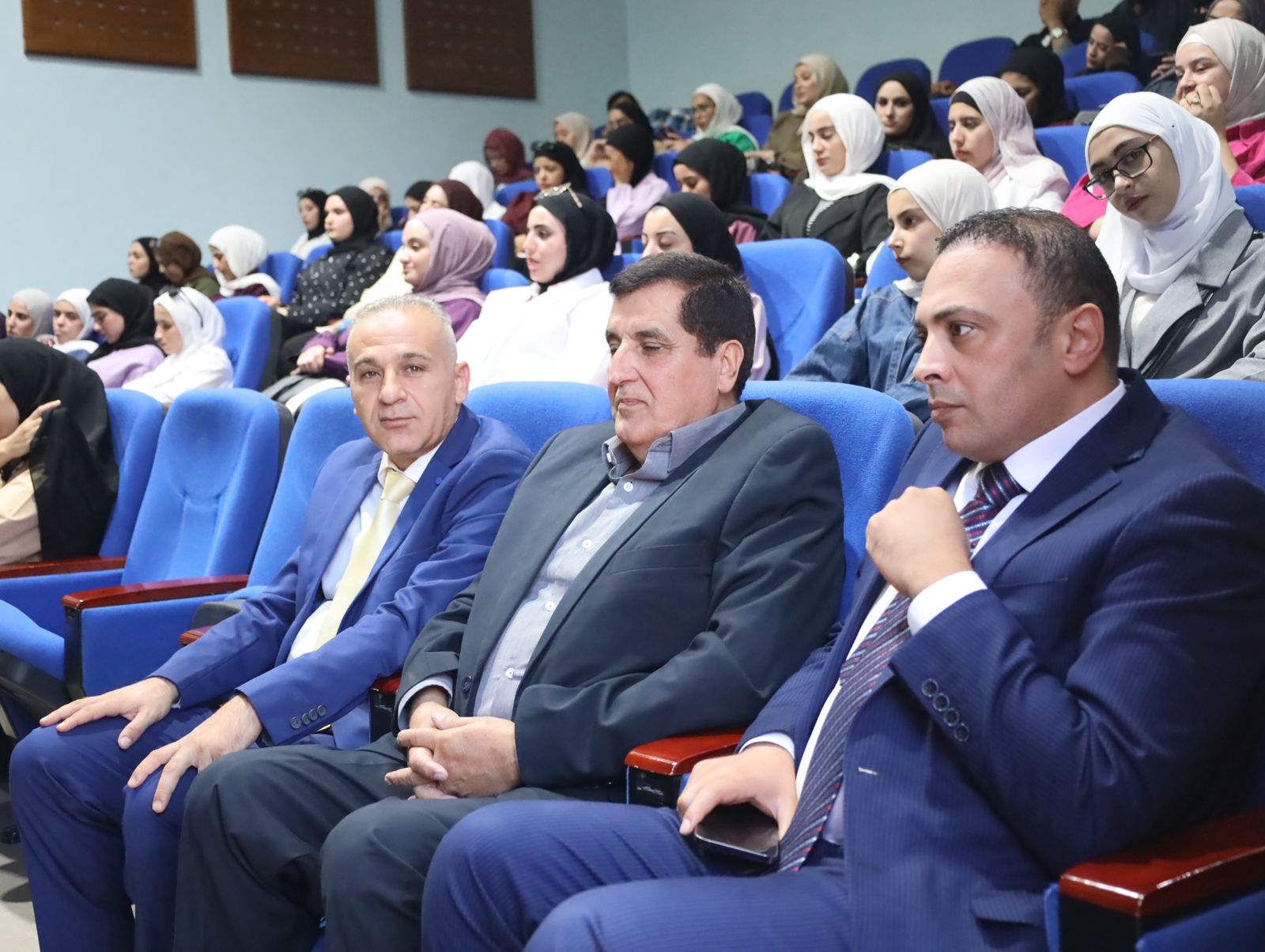 Madar Al-Saa Images 0.36583221702860225