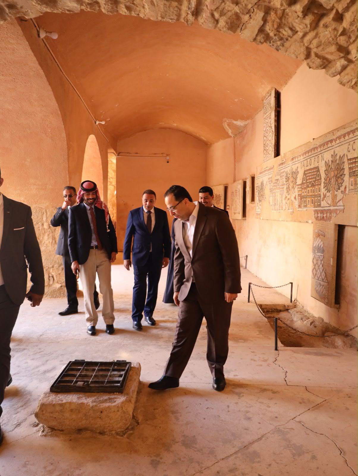 Madar Al-Saa Images 0.7709236555166015