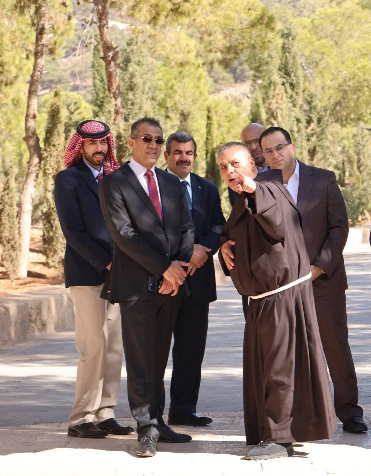 Madar Al-Saa Images 0.43380715041327134