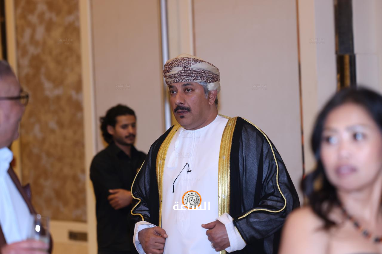 Madar Al-Saa Images 0.7967142986440319